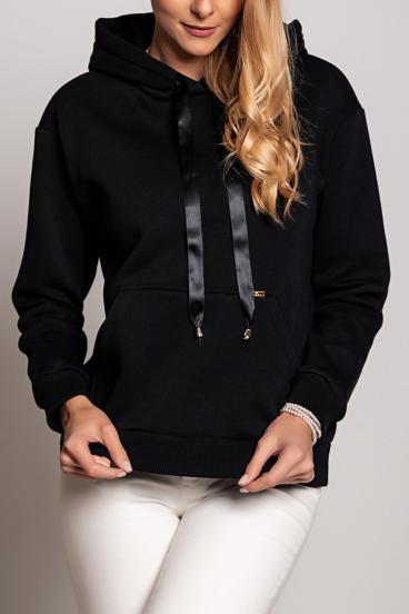 Kamaria medvilninis megztinis ilgomis rankovėmis su gobtuvu ir plačiomis petnešėlėmis, juodas